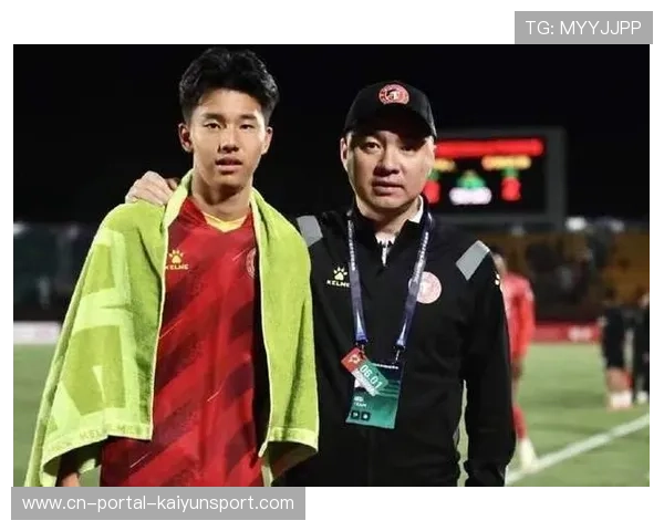 中国球员留洋新路径：张家鸣加盟伯恩利后租借塞尔维亚